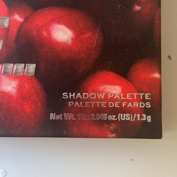 Makeup Obsession eyeshadow pallet - Picture 3 of 5